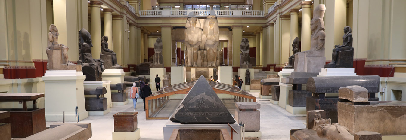 Golden treasures and ancient artifacts displayed in the Egyptian Museum - Avatar Travel Egypt.