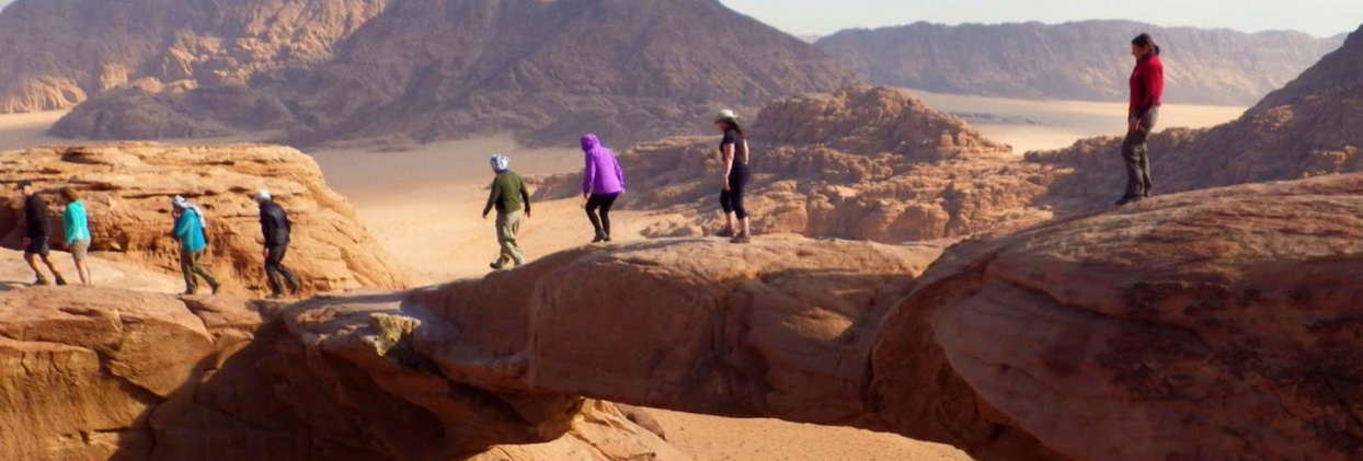 Wadi Rum 4x4 Jeep Safari - Adventure Tour Jordan