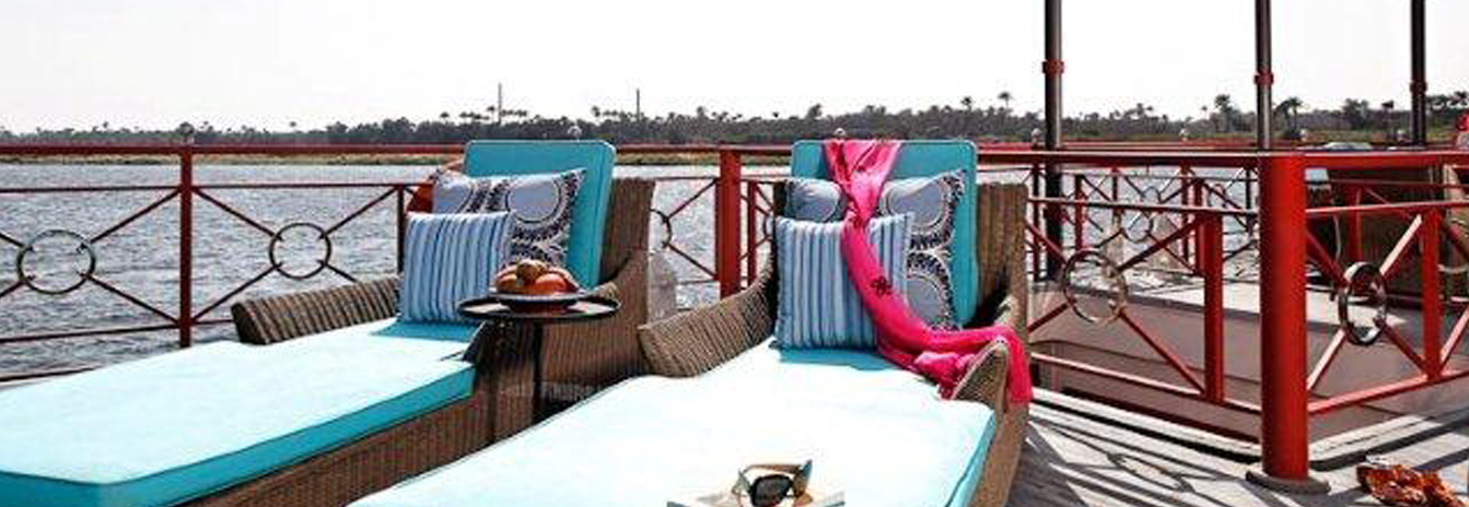 Outdoor dining deck on the SB Feddya set for a gourmet al fresco lunch under the Egyptian sun.